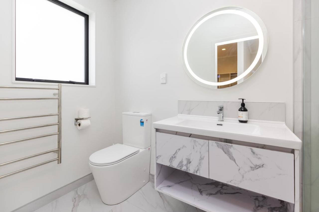 Stay In Newly Built House Hamilton Extérieur photo